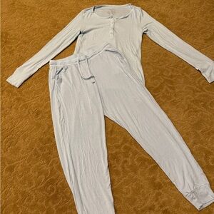 Tommy John Henley and jogger set.